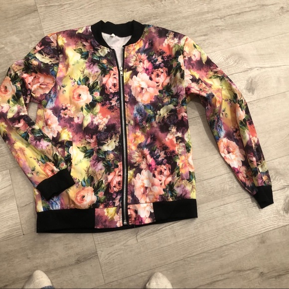 Lightweight baseball jacket - Picture 2 of 4